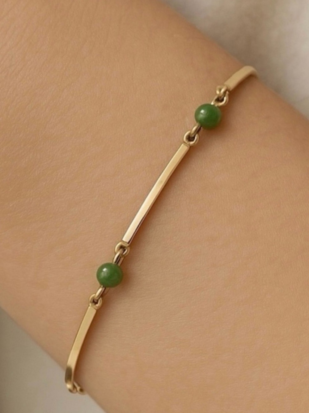 Vintage Jade Bead Gold Tone Bar Link Bracelet 7” Mid Century